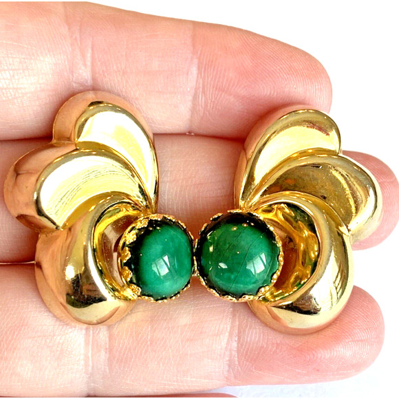 Vintage Mid Century Clip On Earrings Goldtone & Green Stone Statement Jewelry - Picture 5 of 8